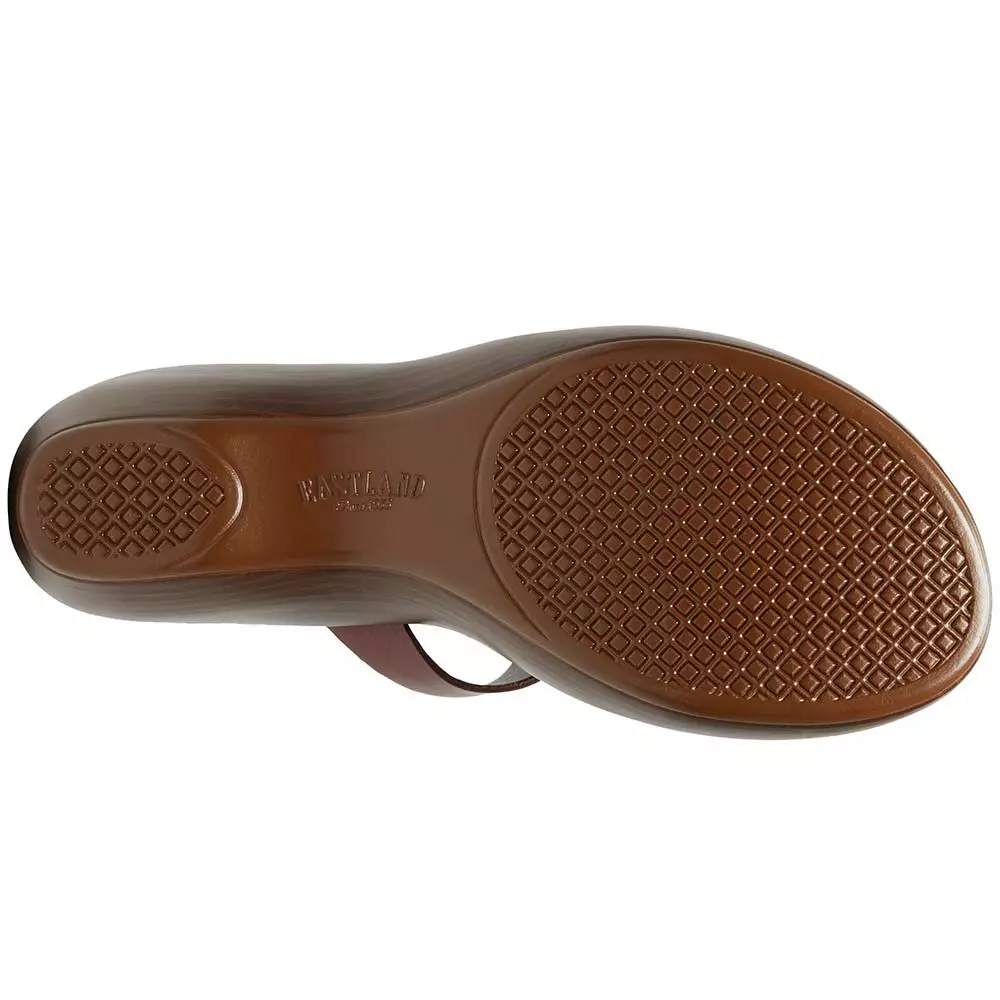 Eastland Shoes Eastland Laurel Flip Flops - Womens 4 Eastland Shoes Eastland Laurel Flip Flops - Womens - Image 4